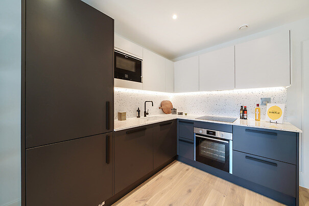 Carlyle - Kitchen