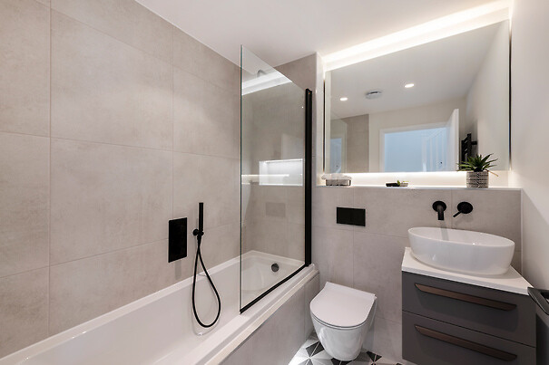 Wildflower Place - bathroom