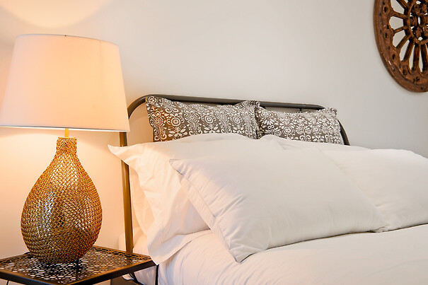 Applegarth Court - bed